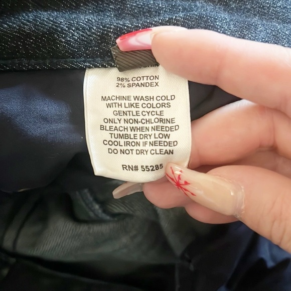 Express Jeans Stella Bootcut Low To MidRise Dark Wash Jeans - Picture 10 of 11